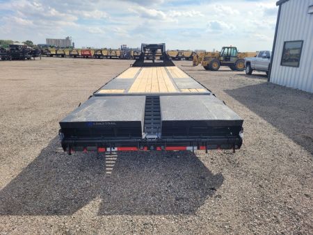 New 2027 Load Trail 102"x32' Gooseneck Deckover Trailer
