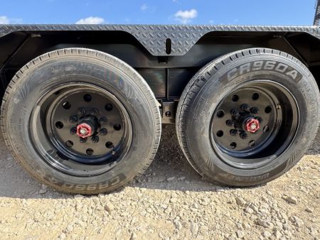 New 2027 MAXX-D EHX8322-7992 Equipment Trailer