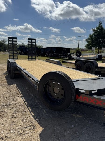 New 2027 MAXX-D EHX8322-7992 Equipment Trailer