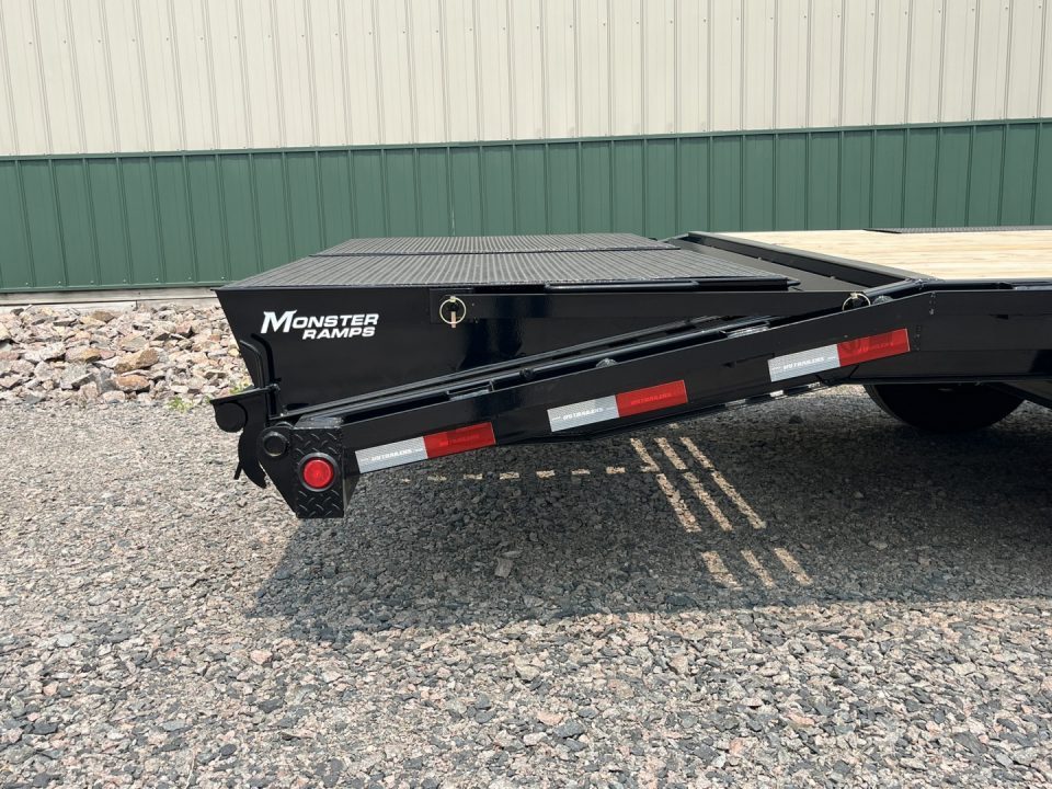 New 2027 24' x 8" 16k PJ I-beam Deckover Trailer