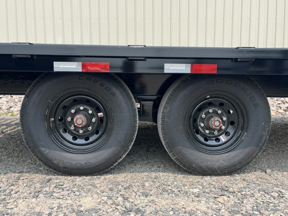 New 2027 24' x 8" 16k PJ I-beam Deckover Trailer