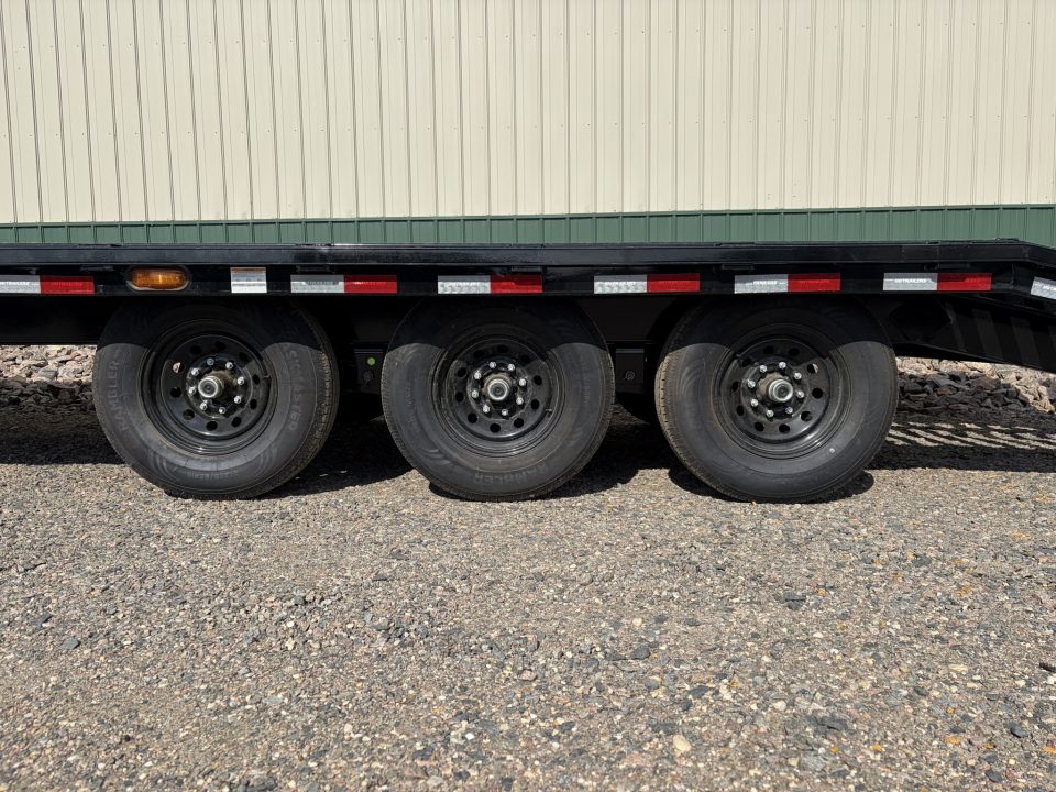 New 2027 24' x 8" 21k PJ Triple Axle Deckover Trailer