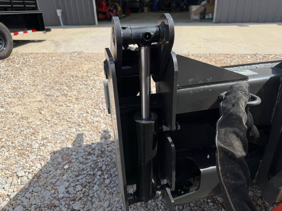 New CID 4N1 HD Tooth Bucket 84"