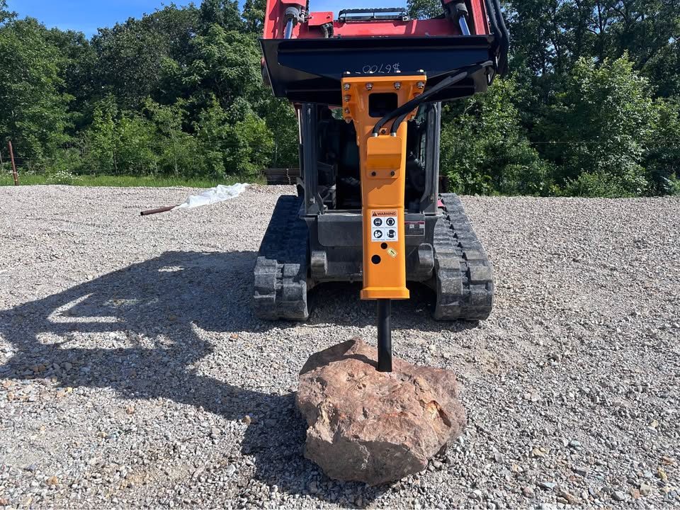 New Montana rock breaker MB750