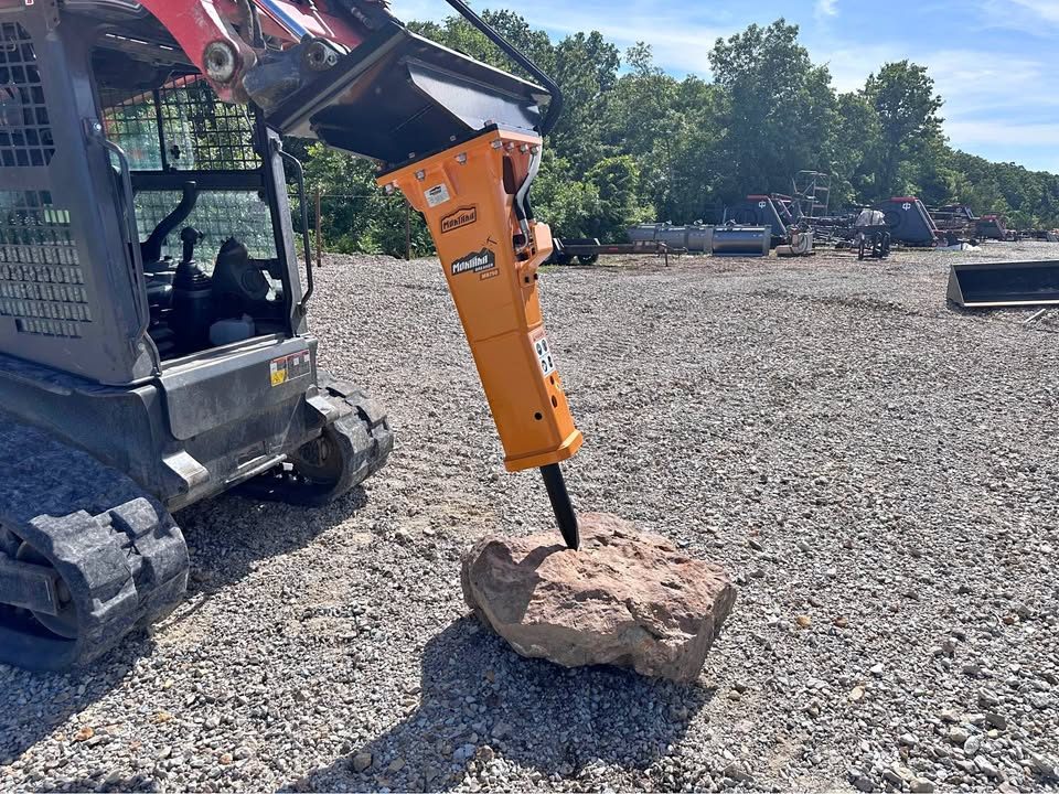 New Montana rock breaker MB750