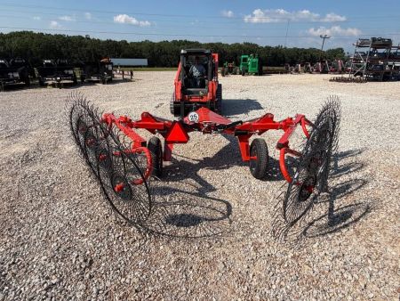 New 2026 KUHN SR 108 Hay Rake