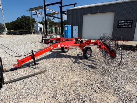 New 2026 KUHN SR 108 Hay Rake