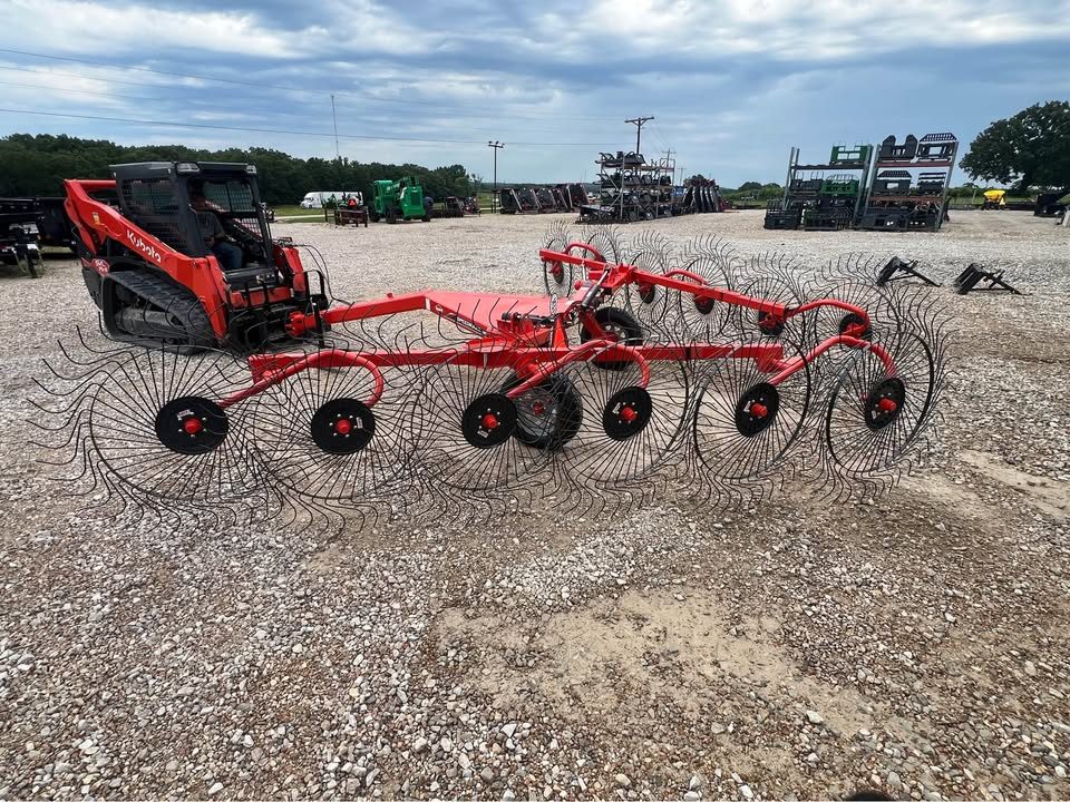 New 2026 Kuhn SR 112 Hay Rake