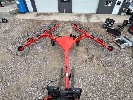 New 2026 Kuhn SR 112 Hay Rake