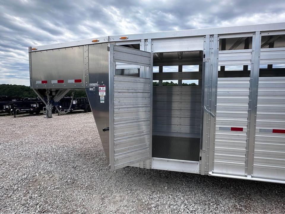 New 2027 Duralite Trail drive 25" stock trailer