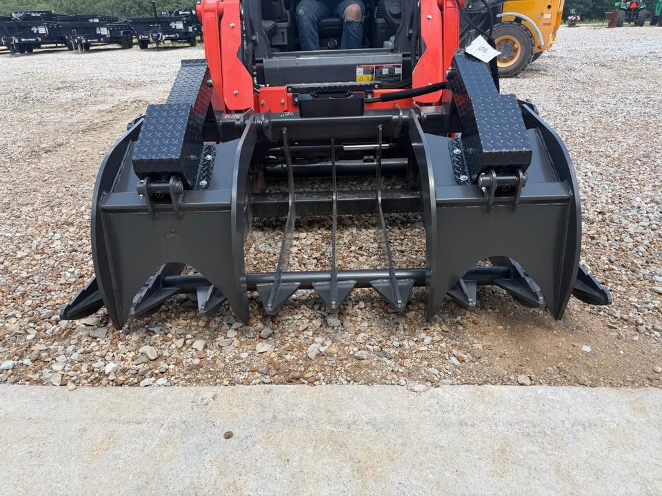 New CID 72" HD Grapple