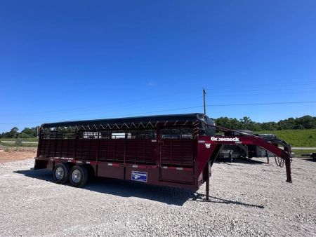 New Gooseneck stock trailer