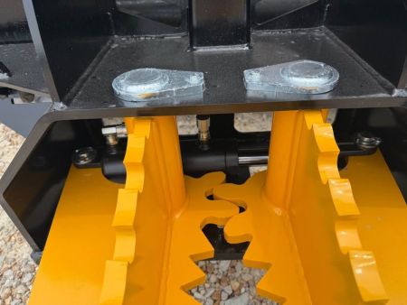 New Danuser Intimidator Tree/Post Puller