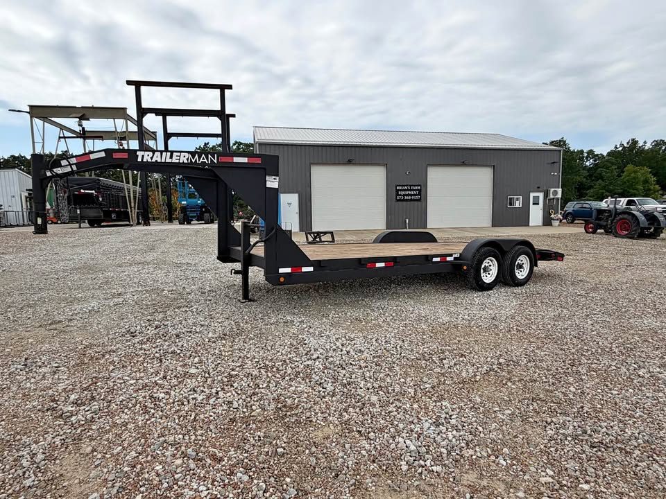 New 2004 Trailerman 20" gn equipment trailer