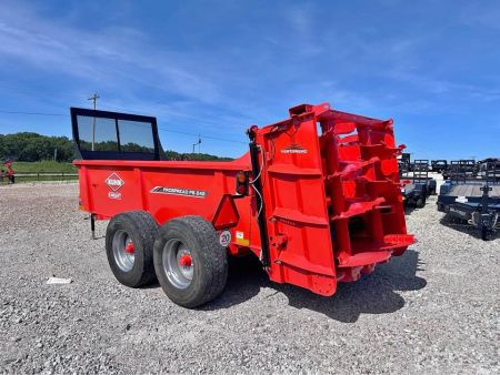 New 2026 Kuhn PS242 manure spreader