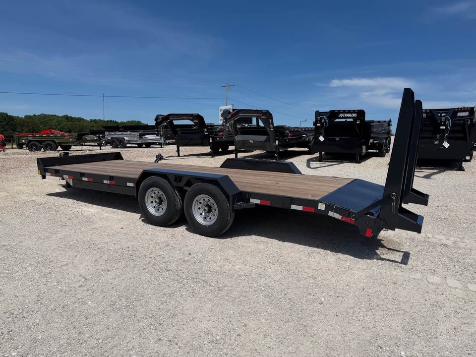 New 2026 Hillcrest 22" equipment trailer 14k