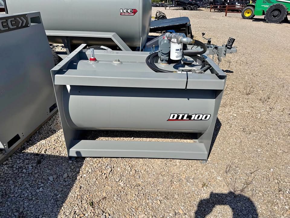 New LEE 100 gal fuel tank
