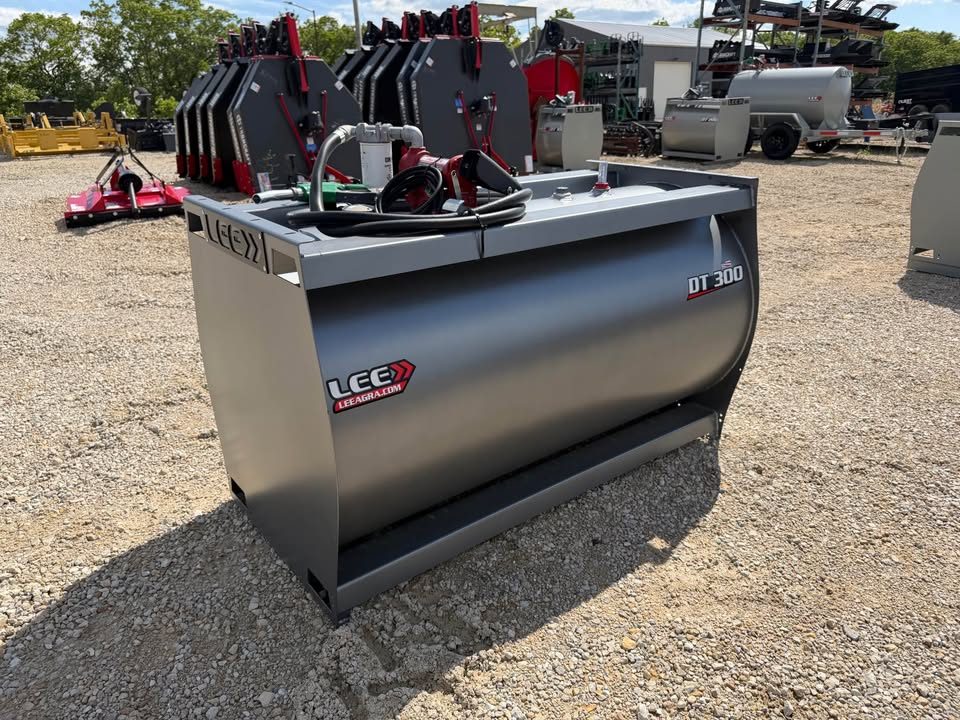 New 2026 LEE DT300 fuel tank