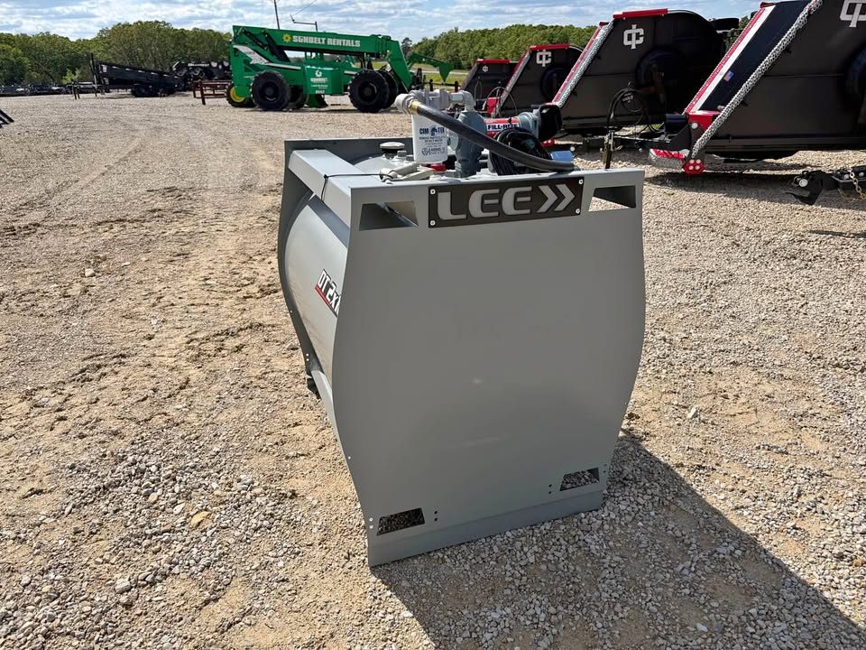 New 2026 Lee DT 2x100 Fuel tank