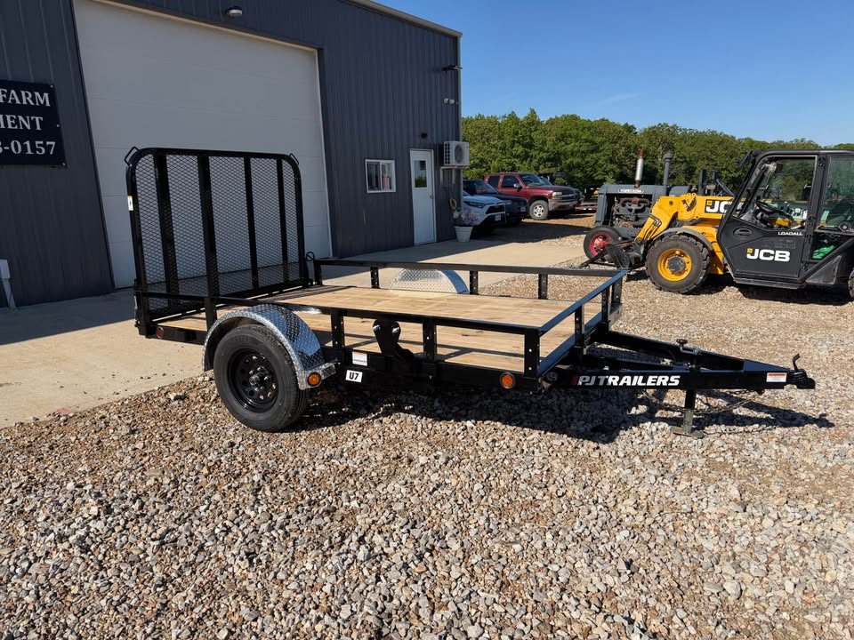 New 2026 PJ U7 Utility Trailer 10"