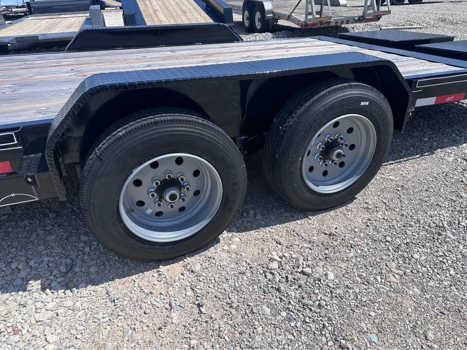 New 2025 Starlite 24" equipment trailer