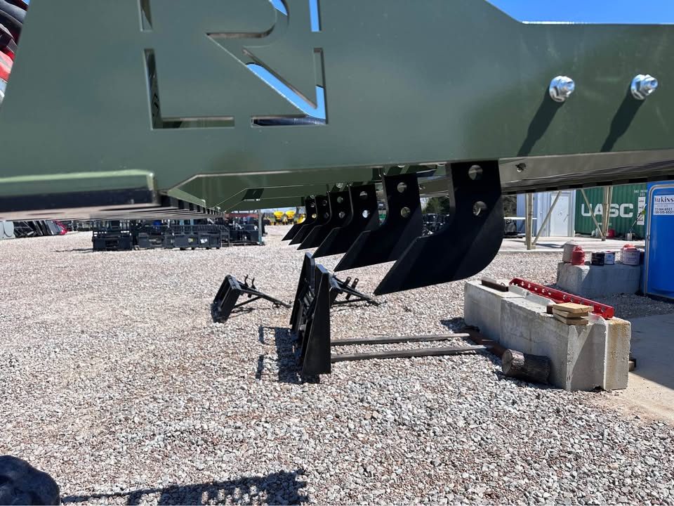 New 2026 Roadrunner Land leveler