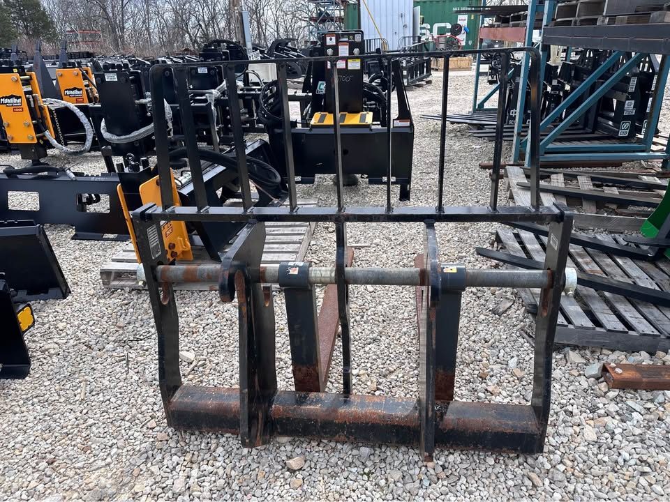 Used 2019 Caterpillar  TL943/JLG