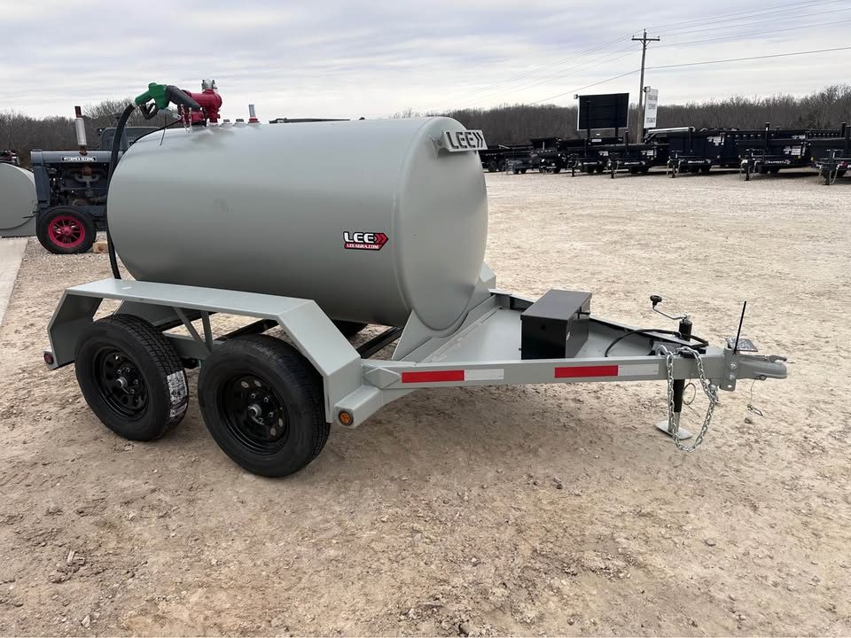 New 2027 Lee Agra fuel trailer dt475 fuel trailer