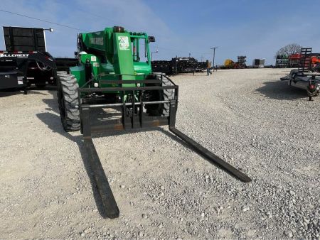 Used 2001 JLG 8042