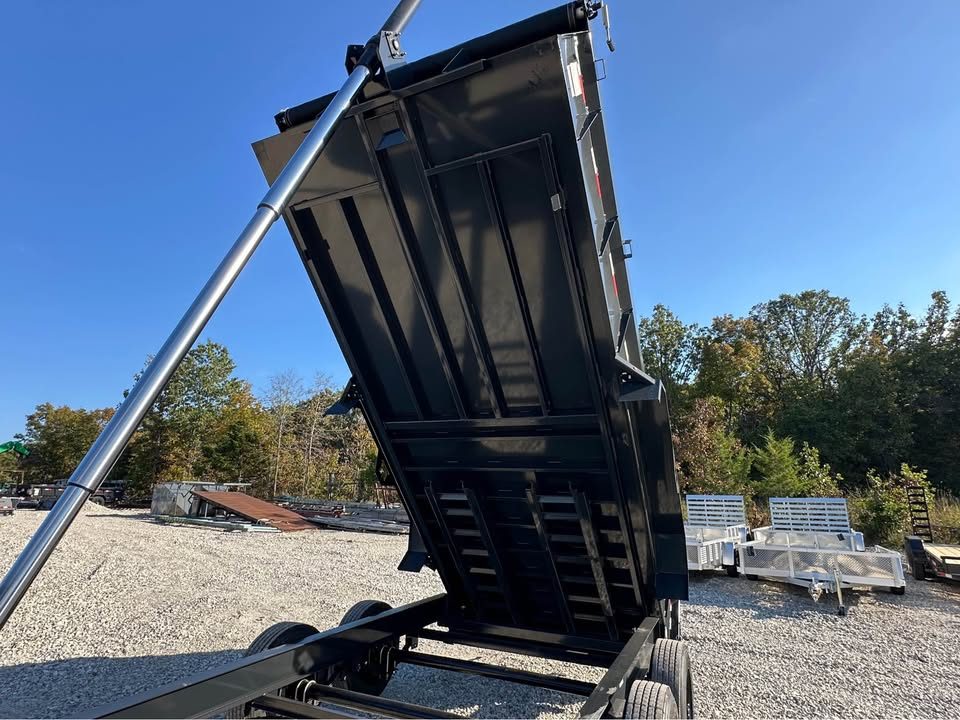 New 2026 Hillcrest  17.6k gooseneck dump trailer