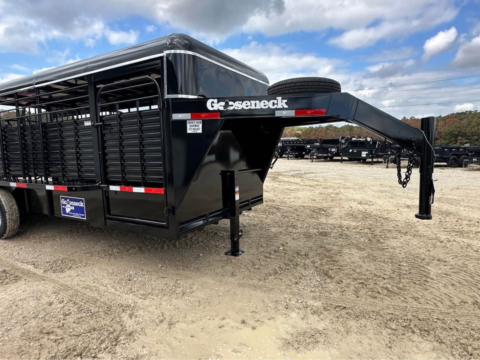 New 2026 Gooseneck  20"x6"8" stock trailer