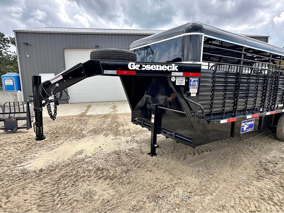 New 2026 Gooseneck  20"x6"8" stock trailer