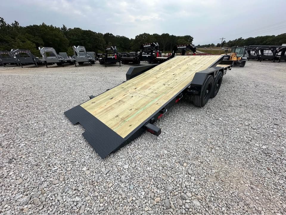 New 2026 Hillcrest 16+6" tilt trailer 16k