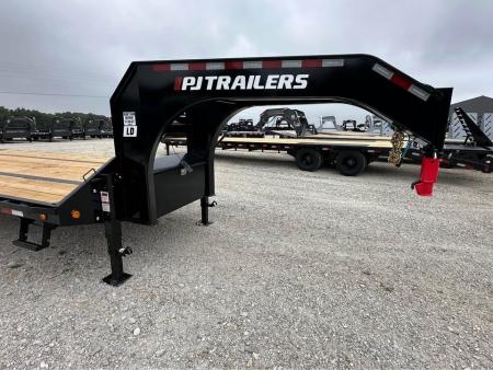 New 2026 pJ trailers  LD 32" dual tandem gooseneck