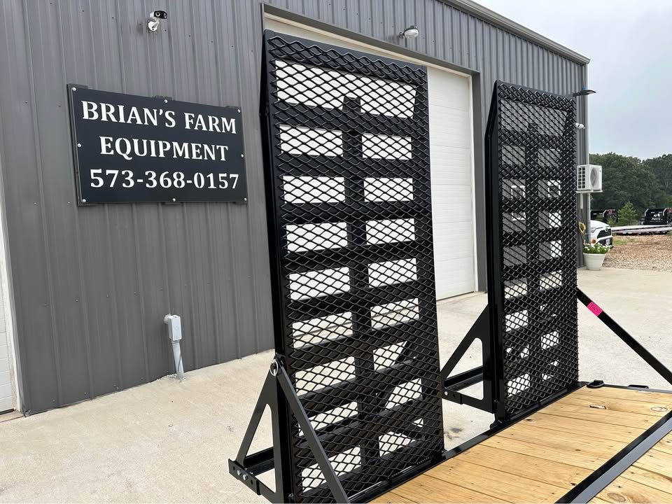 New 2026 PJ CC 14k lowboy gooseneck