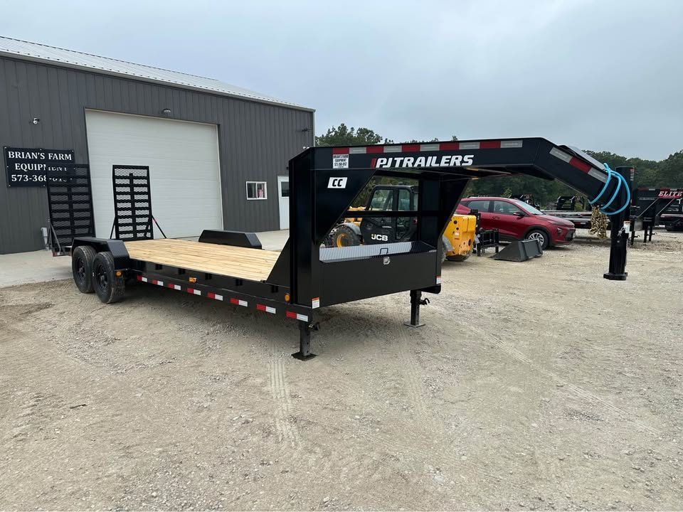 New 2026 PJ CC 14k lowboy gooseneck