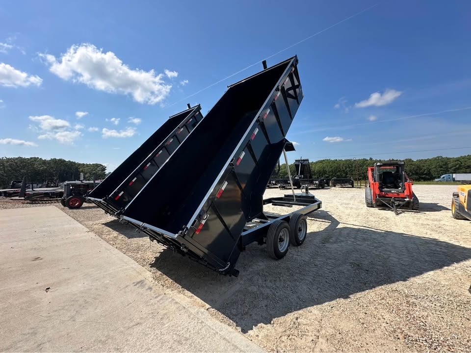New 2026 Hillcrest  17.6K dump high side