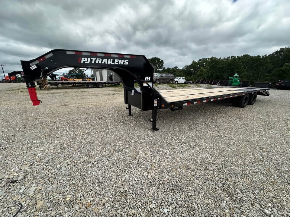New 2026 PJ trailers  25+5" , hydraulic disc brakes