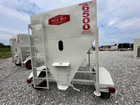 New 2026 Apache 6500 portable feed bin