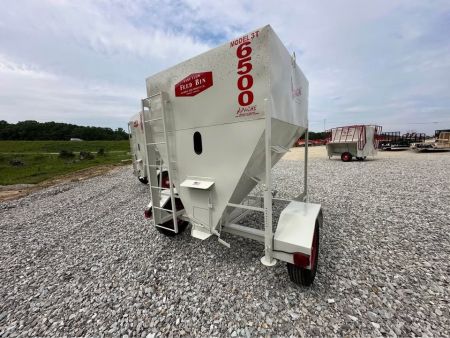 New 2026 Apache 6500 portable feed bin