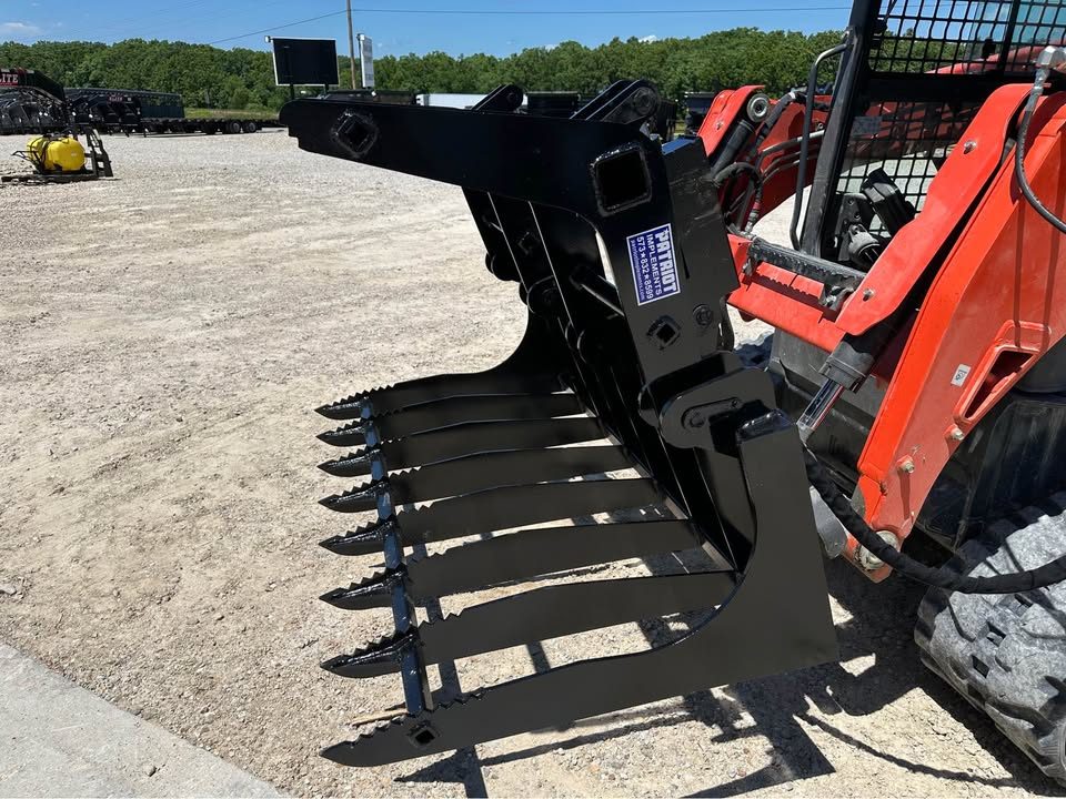 New 2025 Patriot  60" brush grapple