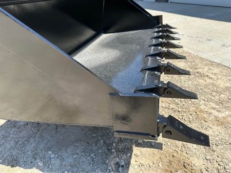 New 2025 Patriot  72" HD bucket