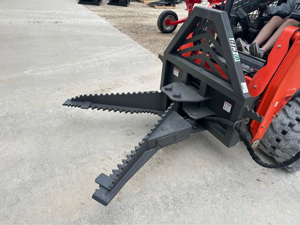 New 2025 CID xtreme tree and post puller