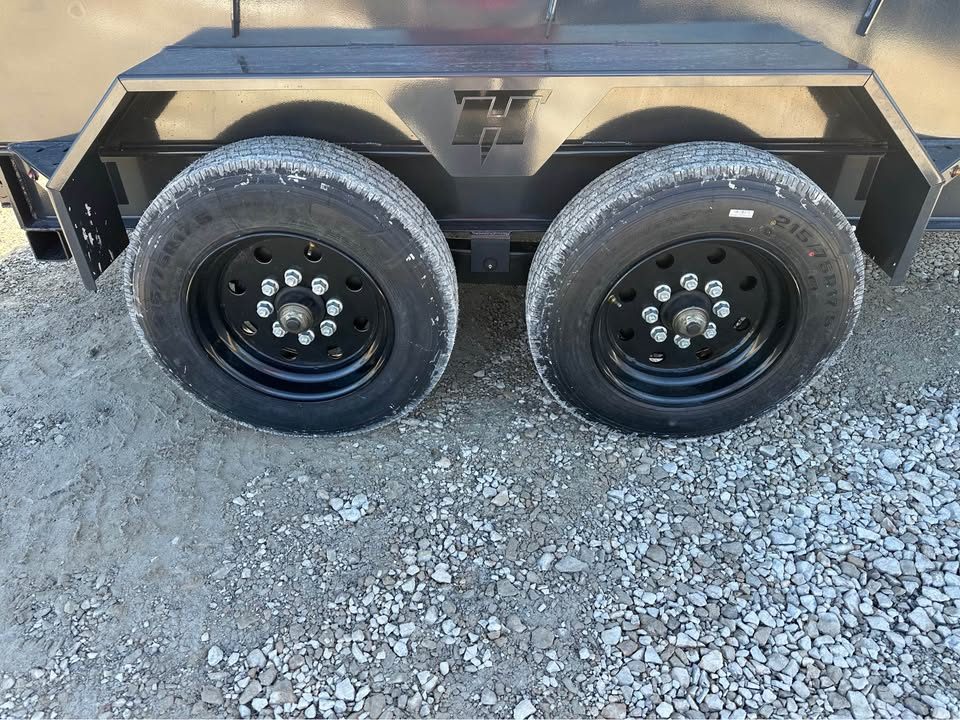 New 2026 Hillcrest 17.6 k dump trailer
