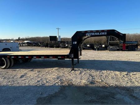 New 2025 PJ 20+5" LD gooseneck