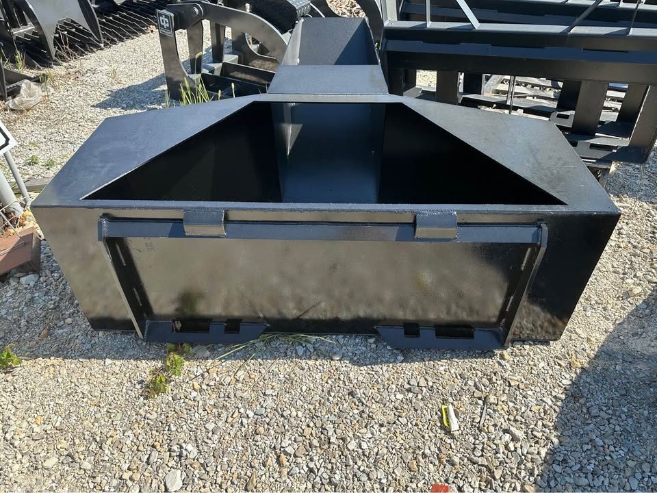 New 2024 Patriot implement concrete bucket