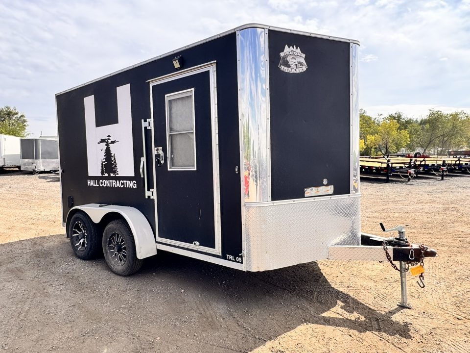 Used 2018 R&M Manufacturing 7-12-2V Enclosed