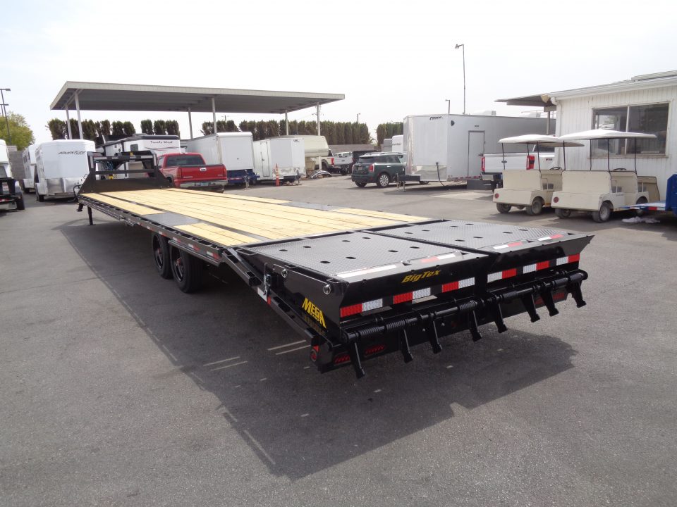 New 2027 Big Tex Trailer * 16GN-40D5A * 40ft Super Duty Single Wheel Tandem Axle Gooseneck Trailer w/ Mega Ramps *ON Order*
