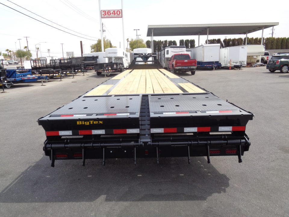 New 2027 Big Tex Trailer * 16GN-40D5A * 40ft Super Duty Single Wheel Tandem Axle Gooseneck Trailer w/ Mega Ramps *ON Order*