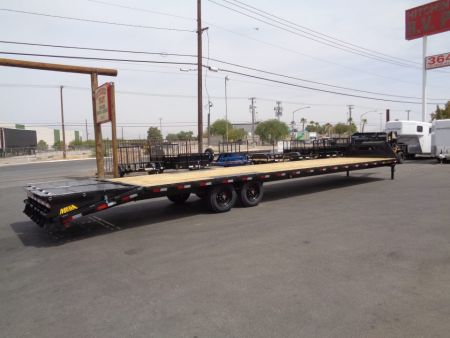 New 2027 Big Tex Trailer * 16GN-40D5A * 40ft Super Duty Single Wheel Tandem Axle Gooseneck Trailer w/ Mega Ramps *ON Order*